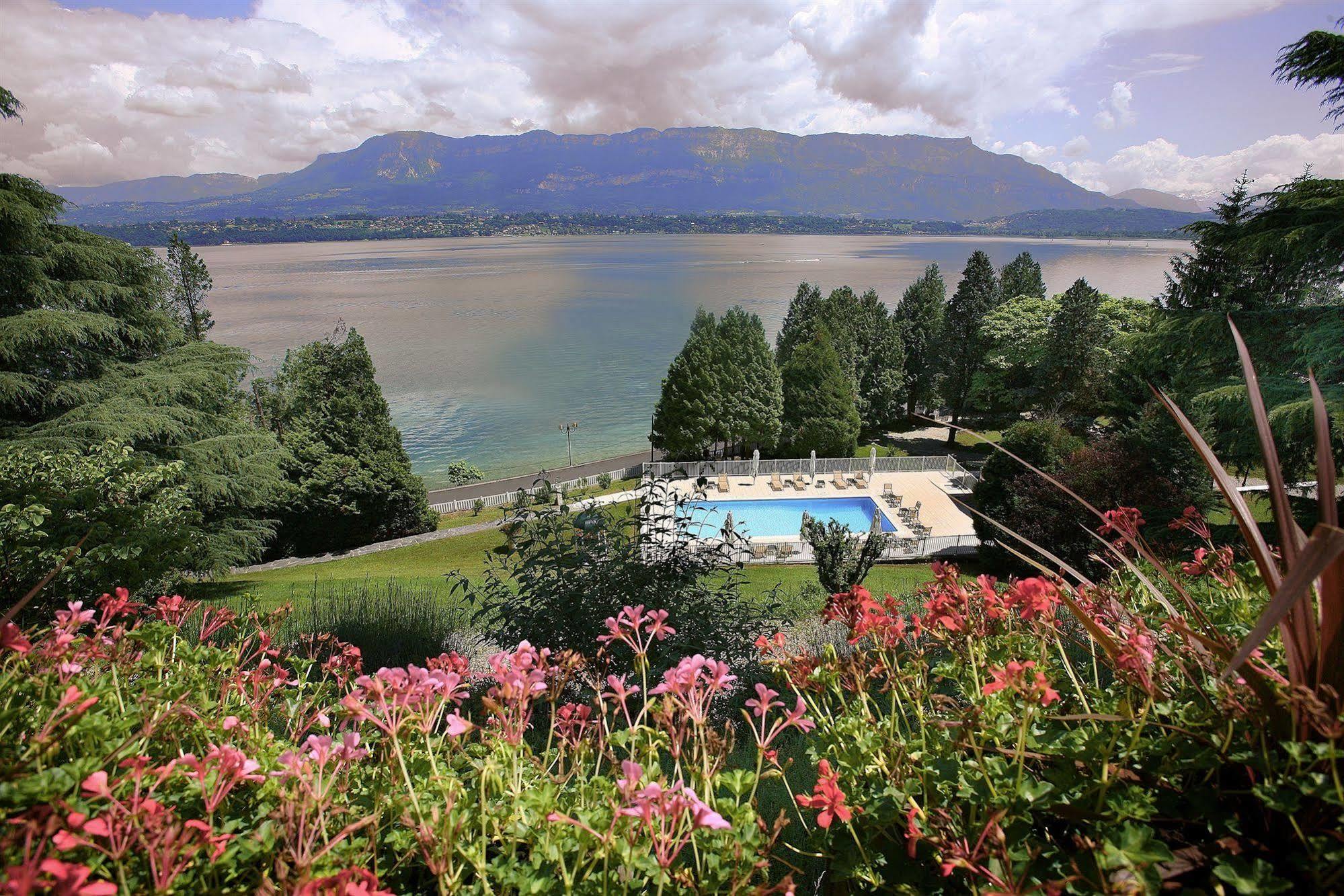 Hotel Ombremont Jean-Pierre Jacob Le Bourget-du-Lac Exteriör bild