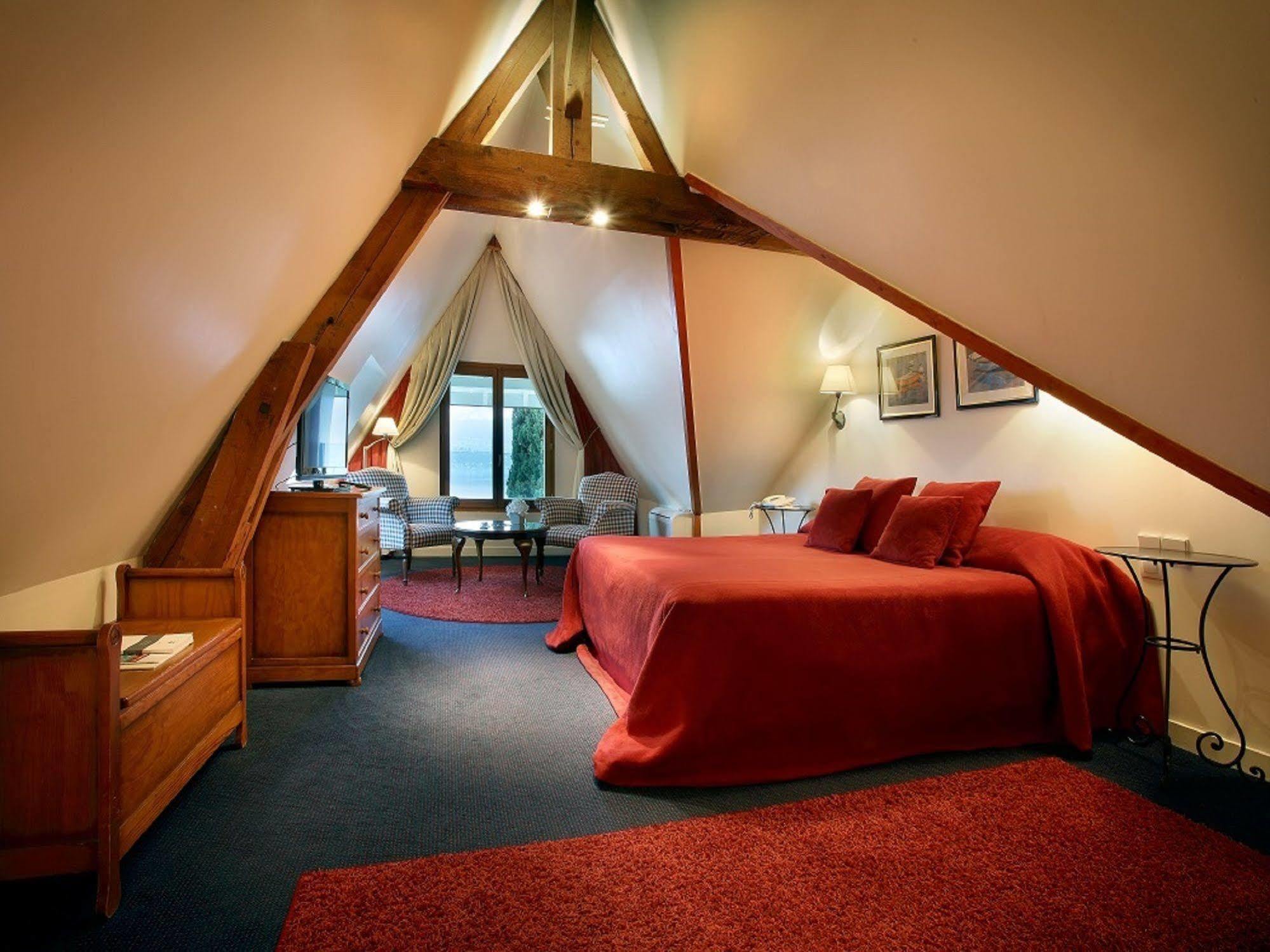 Hotel Ombremont Jean-Pierre Jacob Le Bourget-du-Lac Exteriör bild