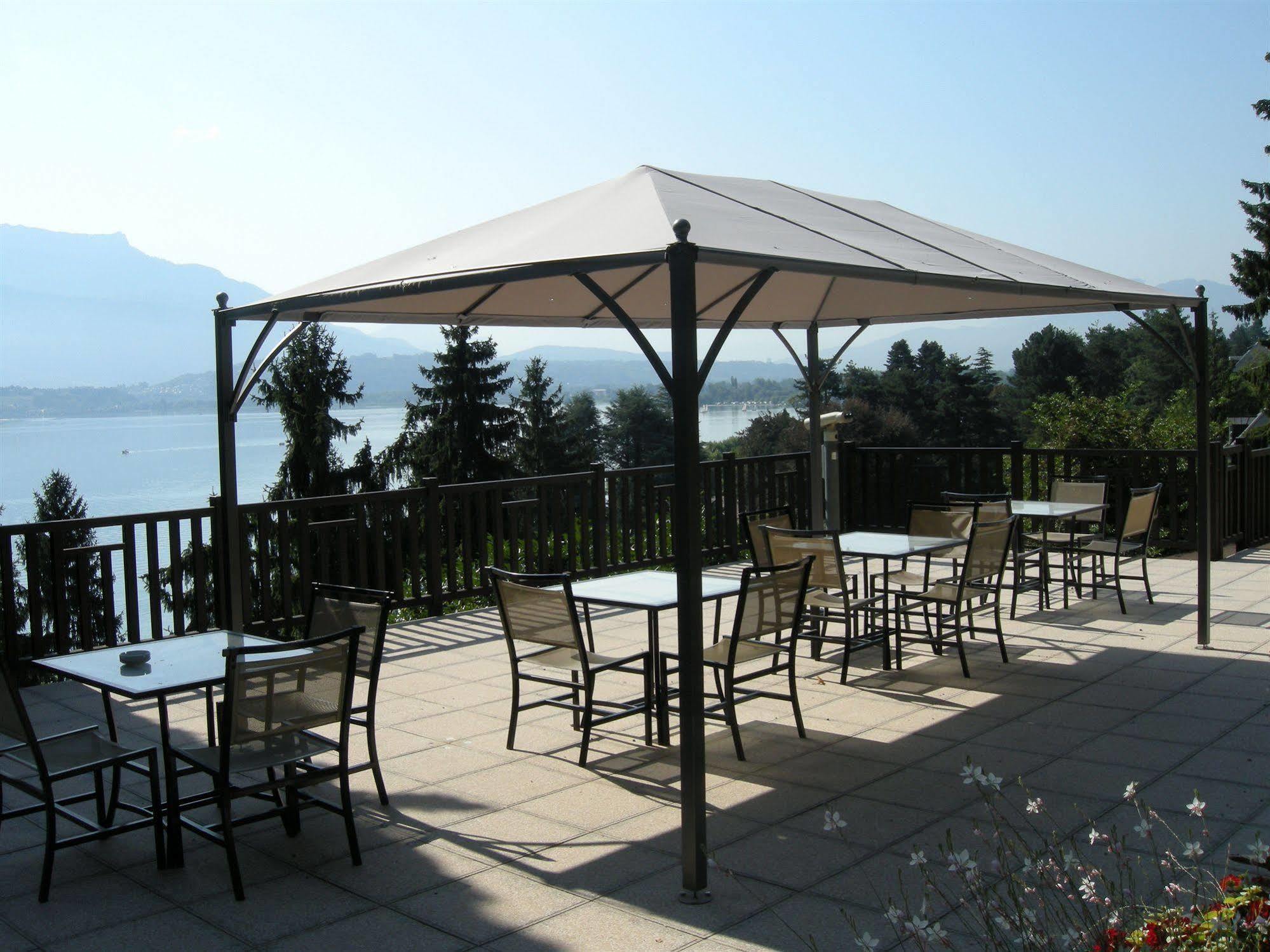 Hotel Ombremont Jean-Pierre Jacob Le Bourget-du-Lac Exteriör bild